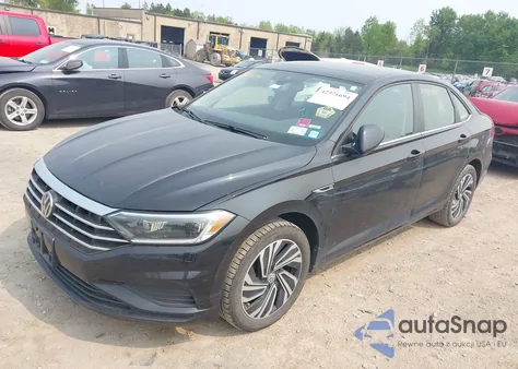 2020 Volkswagen Jetta 1.4T Sel from USA, damaged, VIN 3VWEB7BU9LM023817